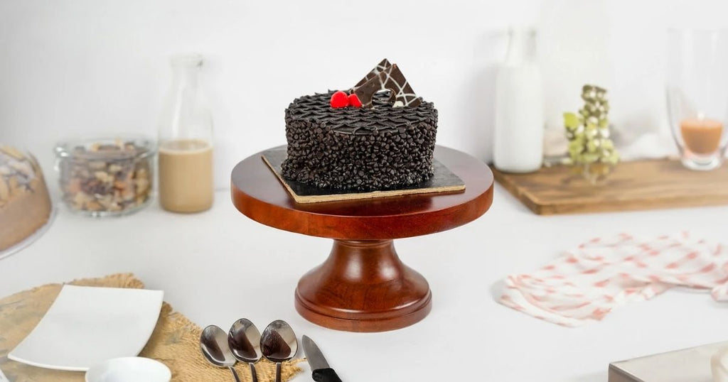 Amazing Cake Stands That Make Your Cakes Shine