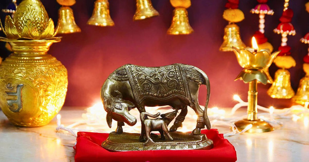 Statement Animal Sculptures: How to Style Them in Modern Homes