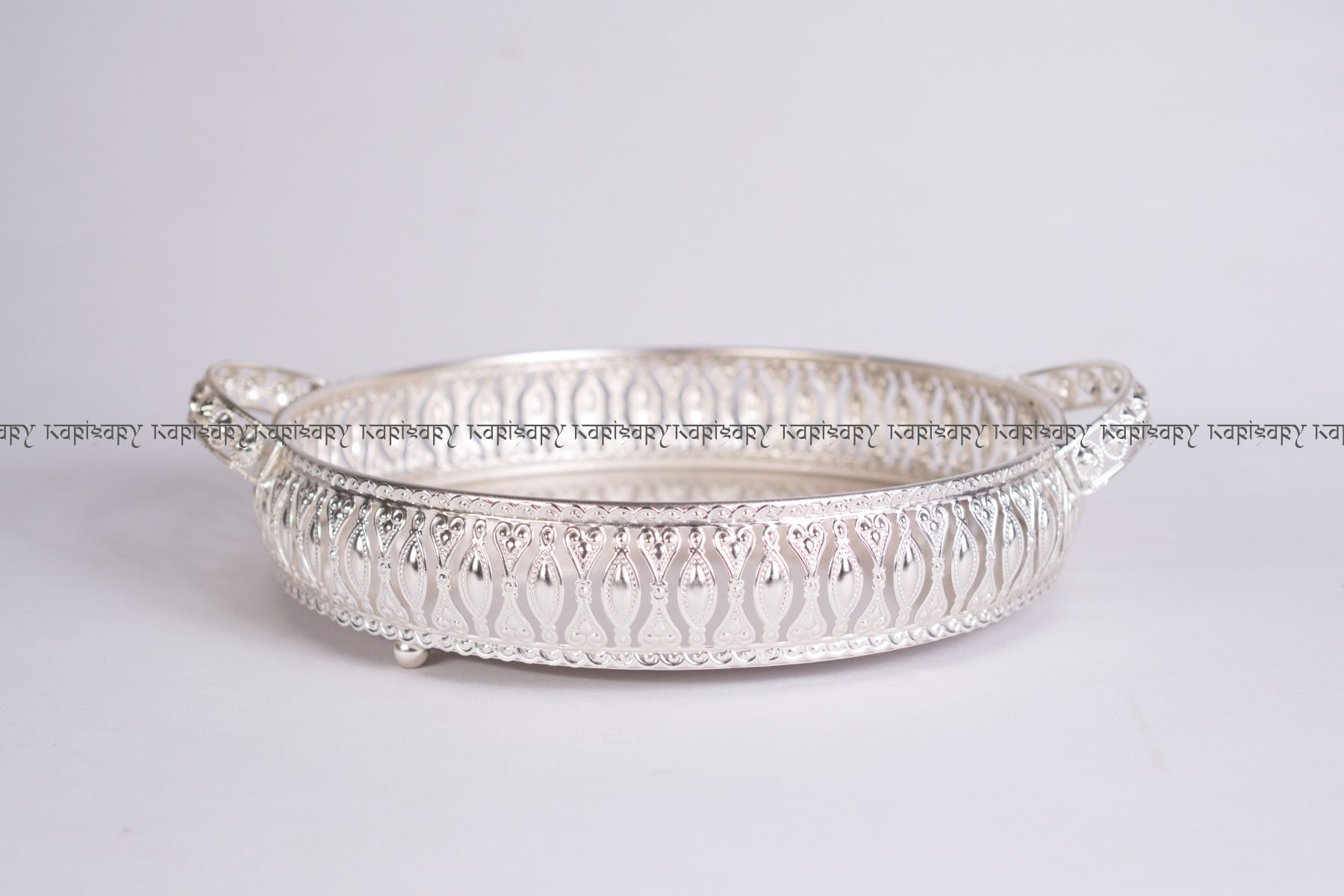 DECORATIVE GERMAN SILVER HAMPER TRAY WITH HANDLE FOR TROUSSEAU & GIFTING (26cm Diameter) 