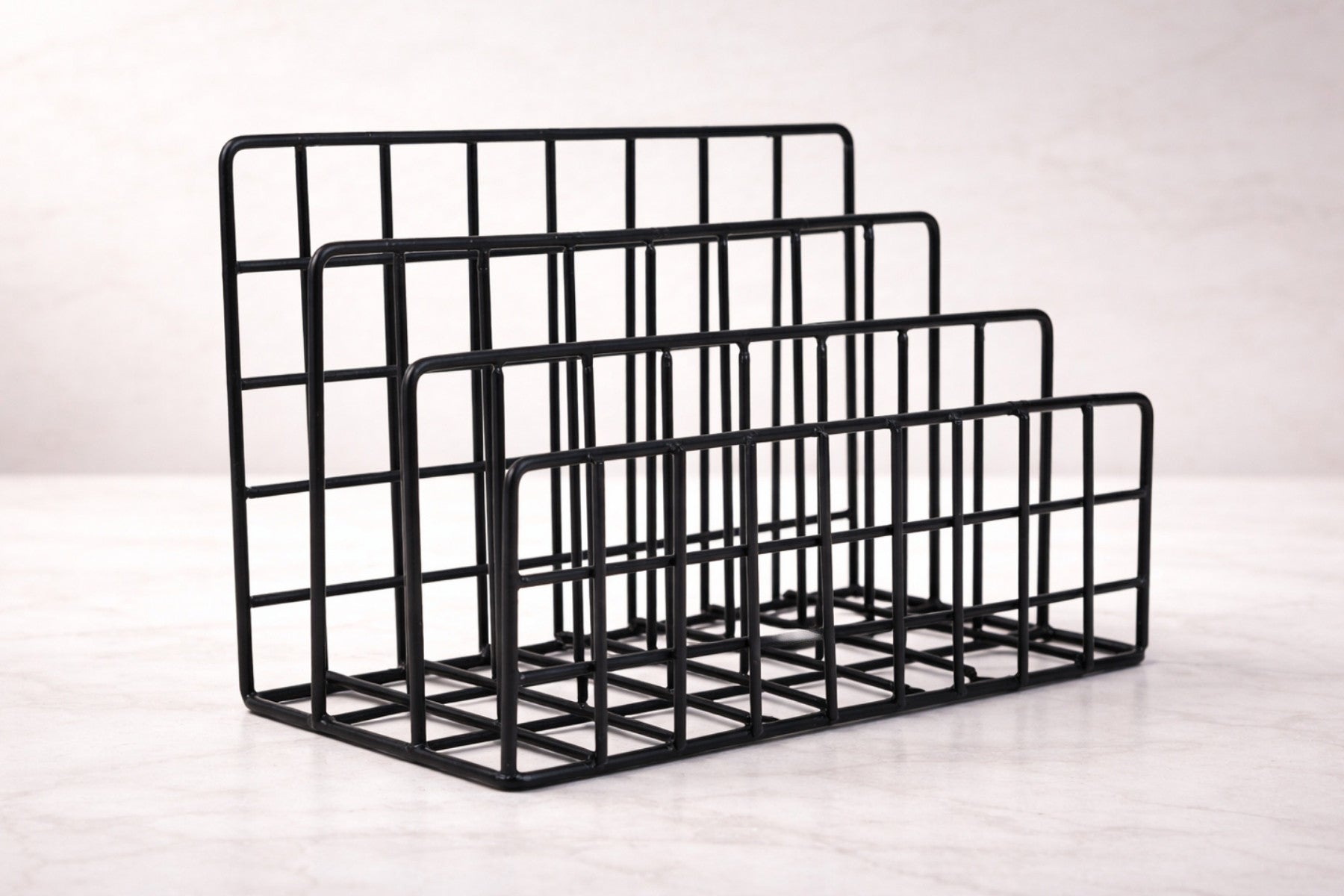 3-SLOT MAGAZINE HOLDER