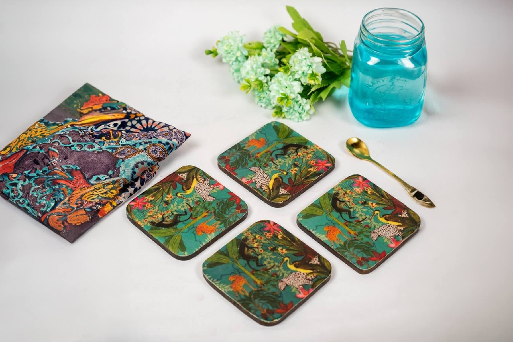 WOODEN COASTERS SET OF 4/ JUNGLE PRINT