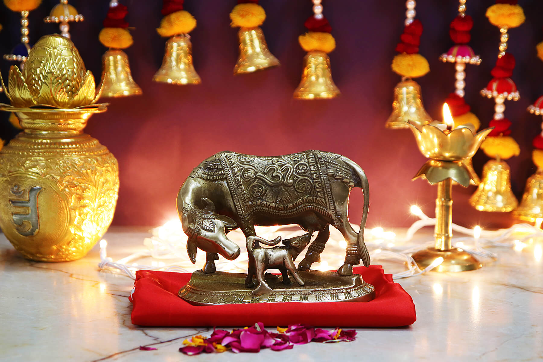 BRASS ANTIQUE GAU MATA FIGURINE/IDOL/SHOWPIECE 6 inch