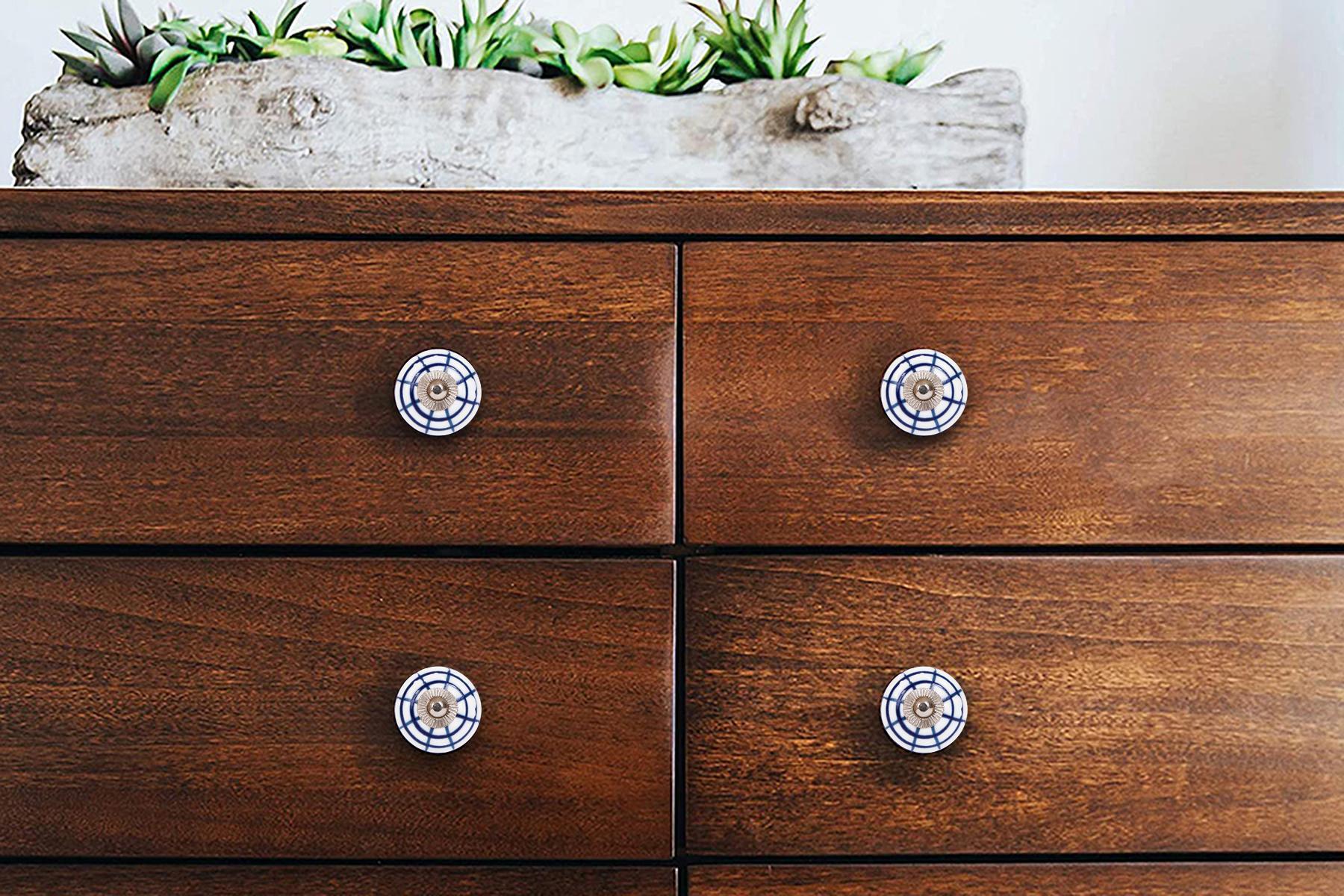 CERAMIC KNOBS FOR DRAWERS/CABINETS. SET OF 6