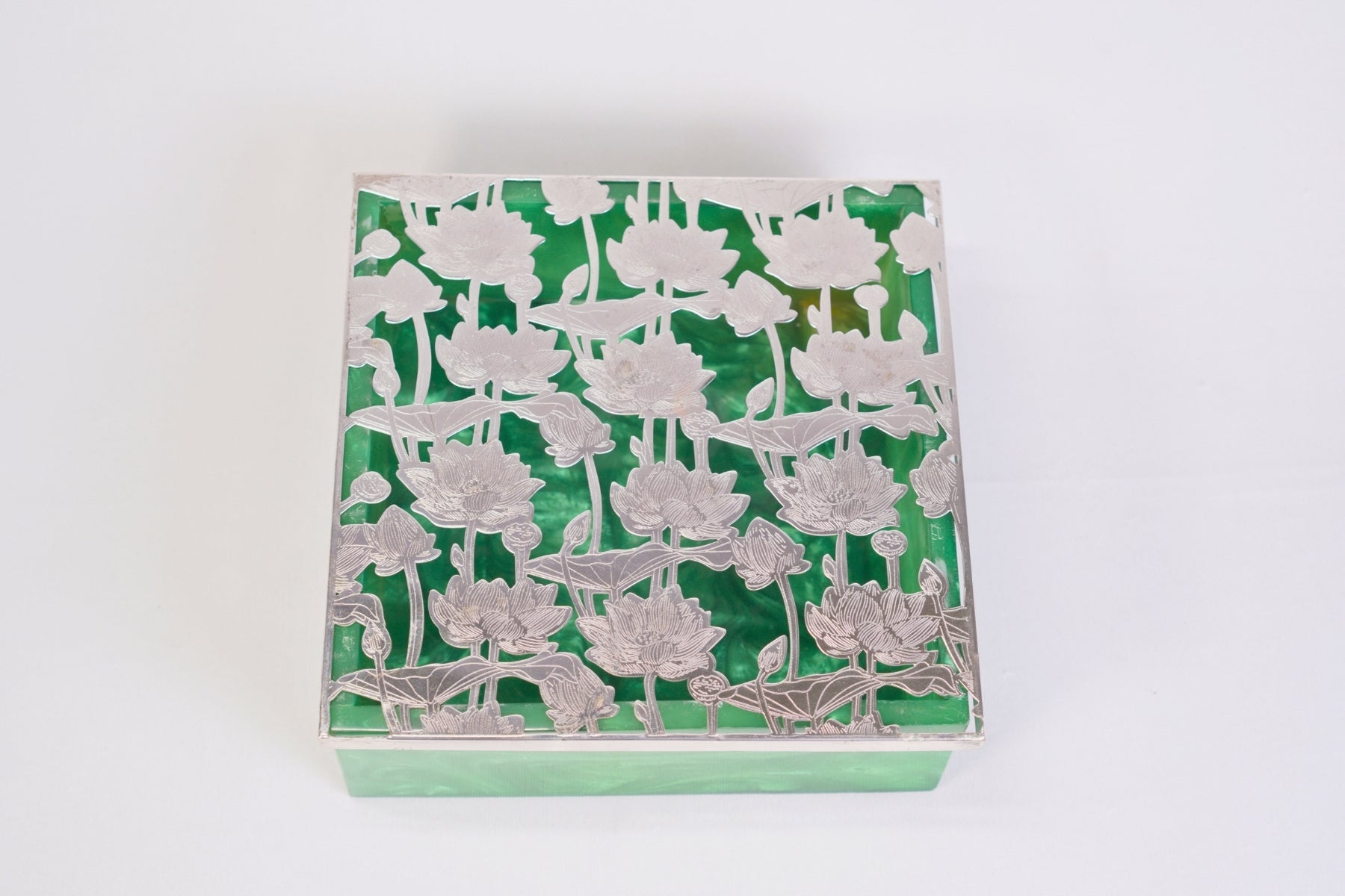 LUXURY GIFTING BOX (LOTUS DESIGN) FOR SWEETS, CHOCOLATES & JEWELRY