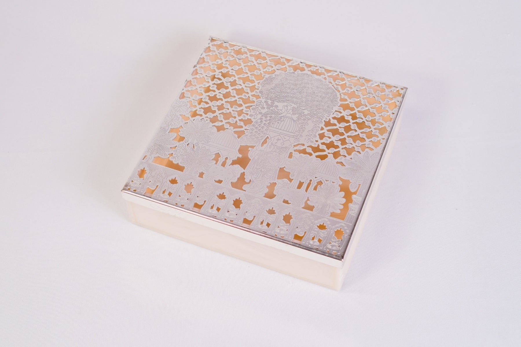 LUXURY GIFTING BOX (KRISHNA & COWS DESIGN) FOR SWEETS, CHOCOLATES & JEWELRY