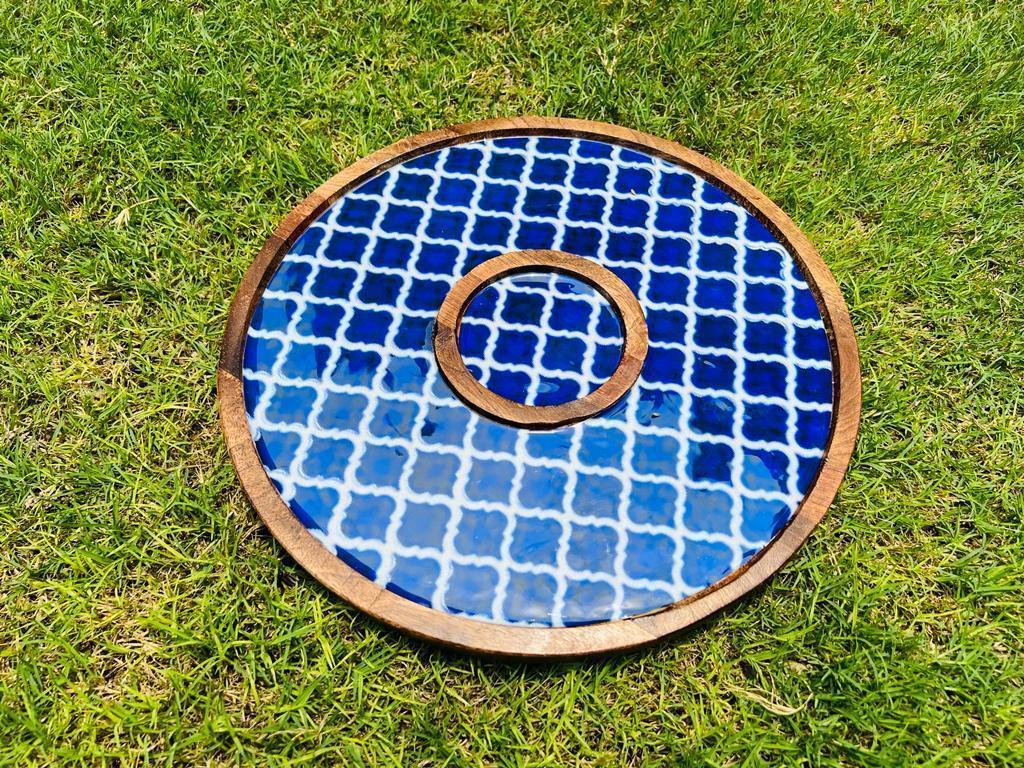 ROUND CHIP & DIP WOOD PLATTER (SET OF 1)