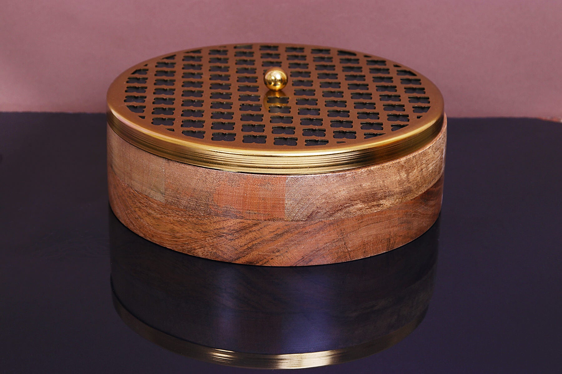 CARVED MANGO WOOD AND METAL ROTI BOX WITH TONG