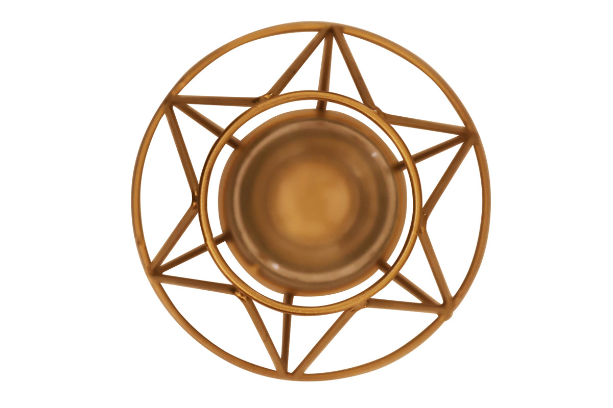 GEOMETRIC CANDLE TEALIGHT HOLDER/METAL/13cm/PYRAMID SHAPE/GOLDEN COLOR
