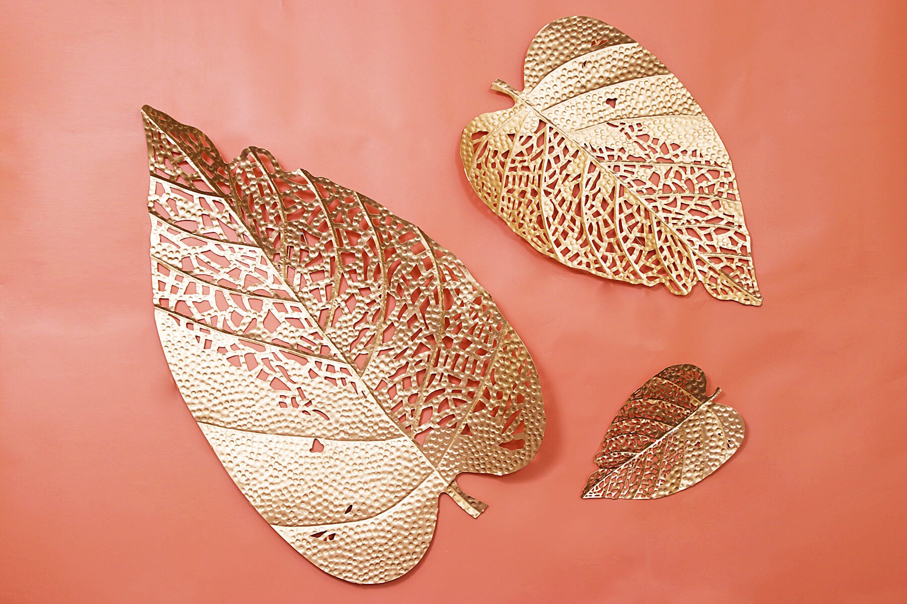 GOLDEN PAAN LEAF WALL ART (SET OF 3)