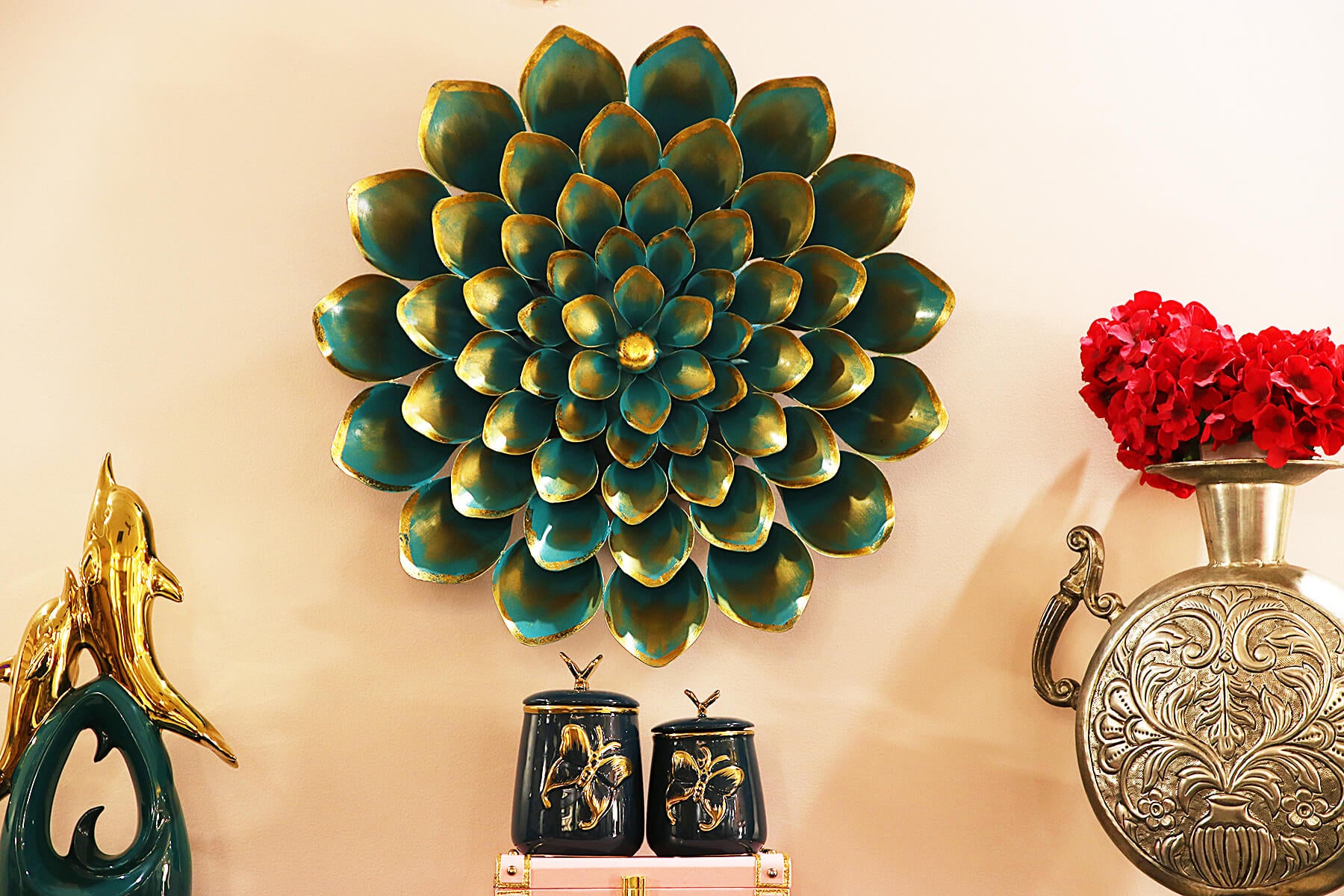 ASTER FLOWER LUXURY WALL DÉCOR/ TEAL COLOUR