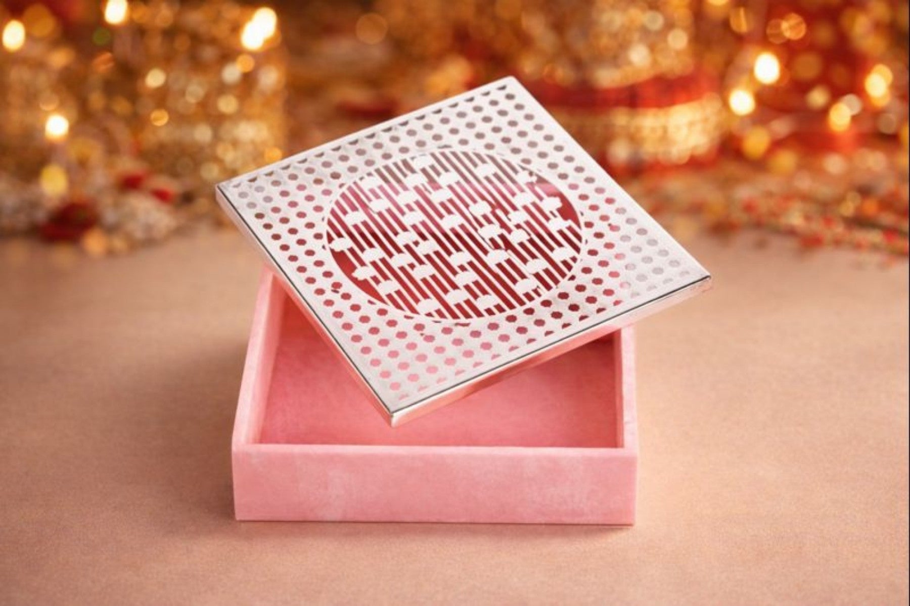 LUXURY GIFTING BOX (FLORAL DESIGN) FOR SWEETS, CHOCOLATES & JEWELRY