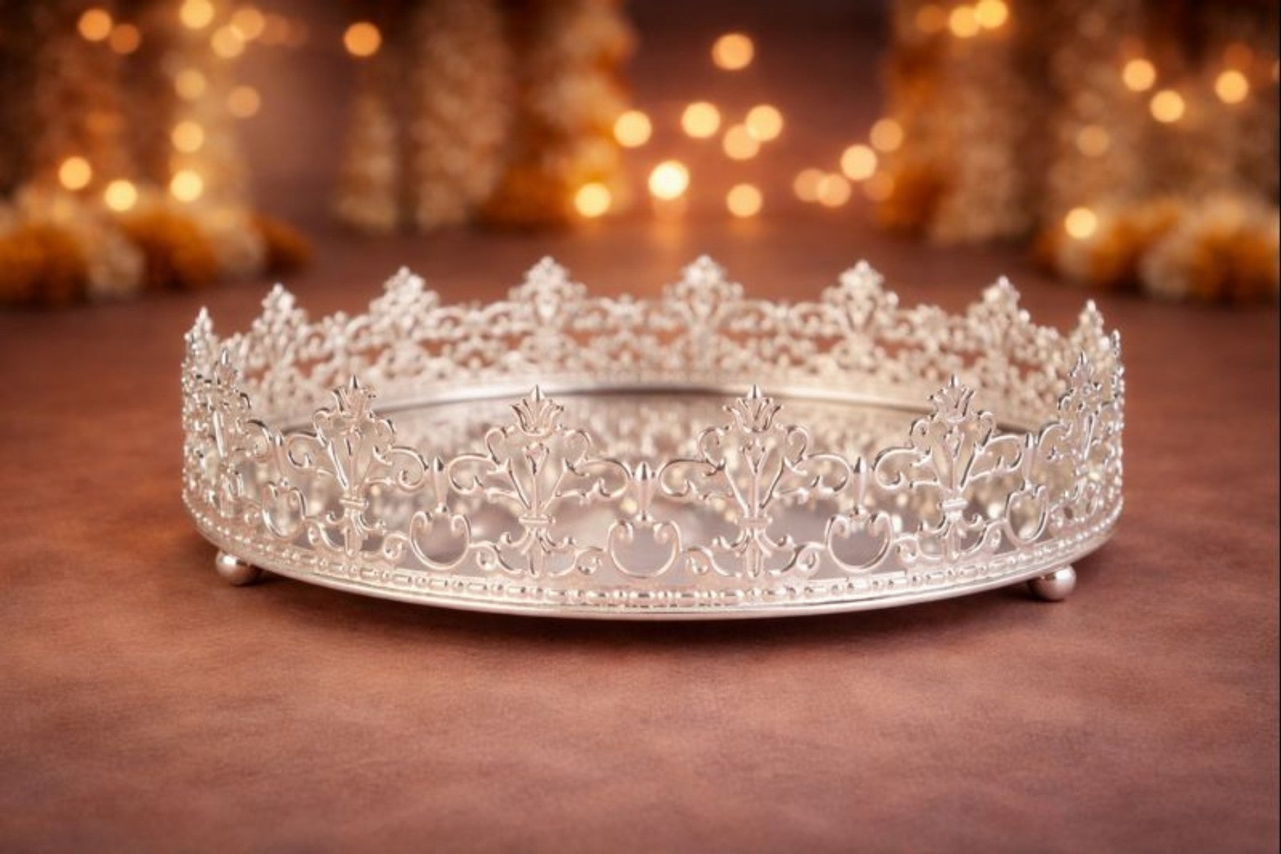ROUND HAMPER TRAY WITH MIRROR & CROWN BORDER FOR DÉCOR, GIFTING, TROUSSEAU PACKING, DECOR (26cm diameter)