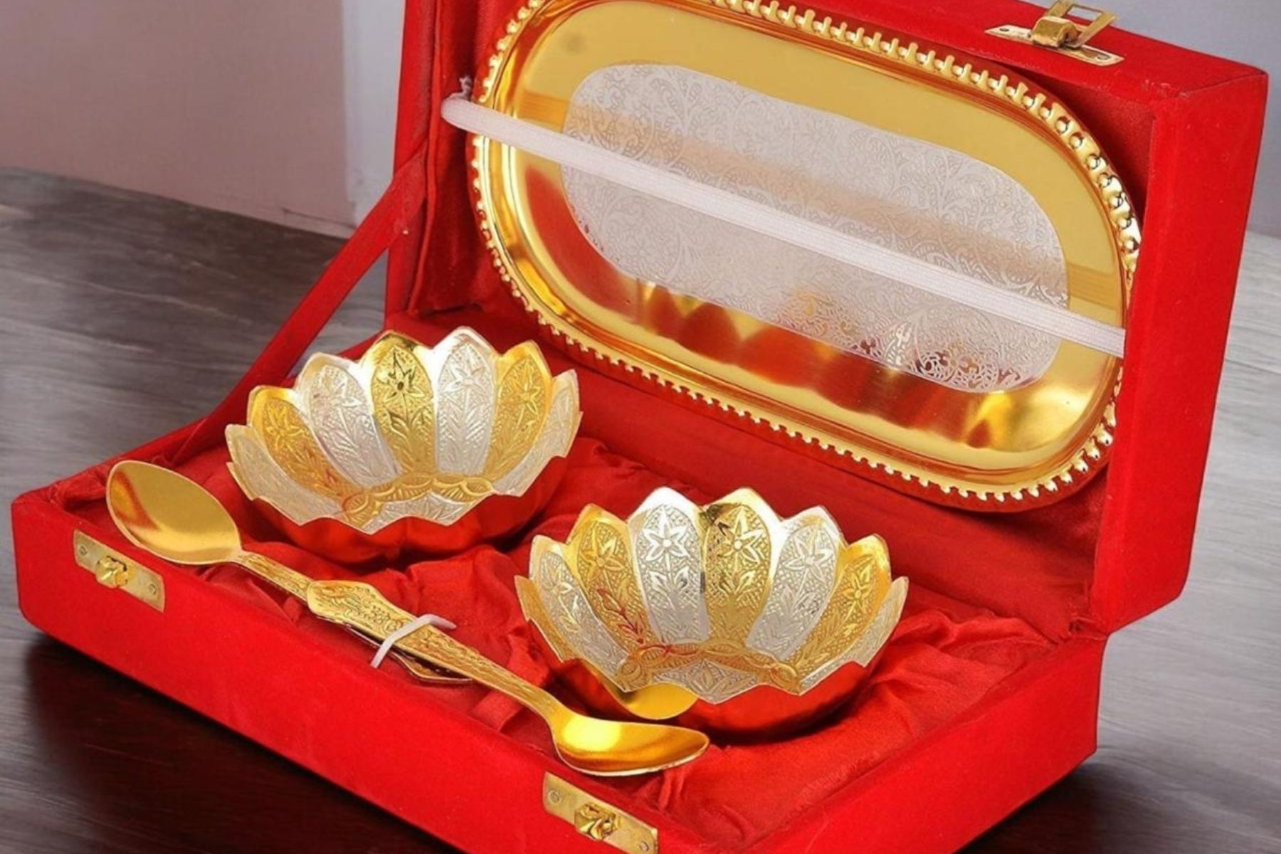The Navratri Lotus Serving Set (10 Sets)