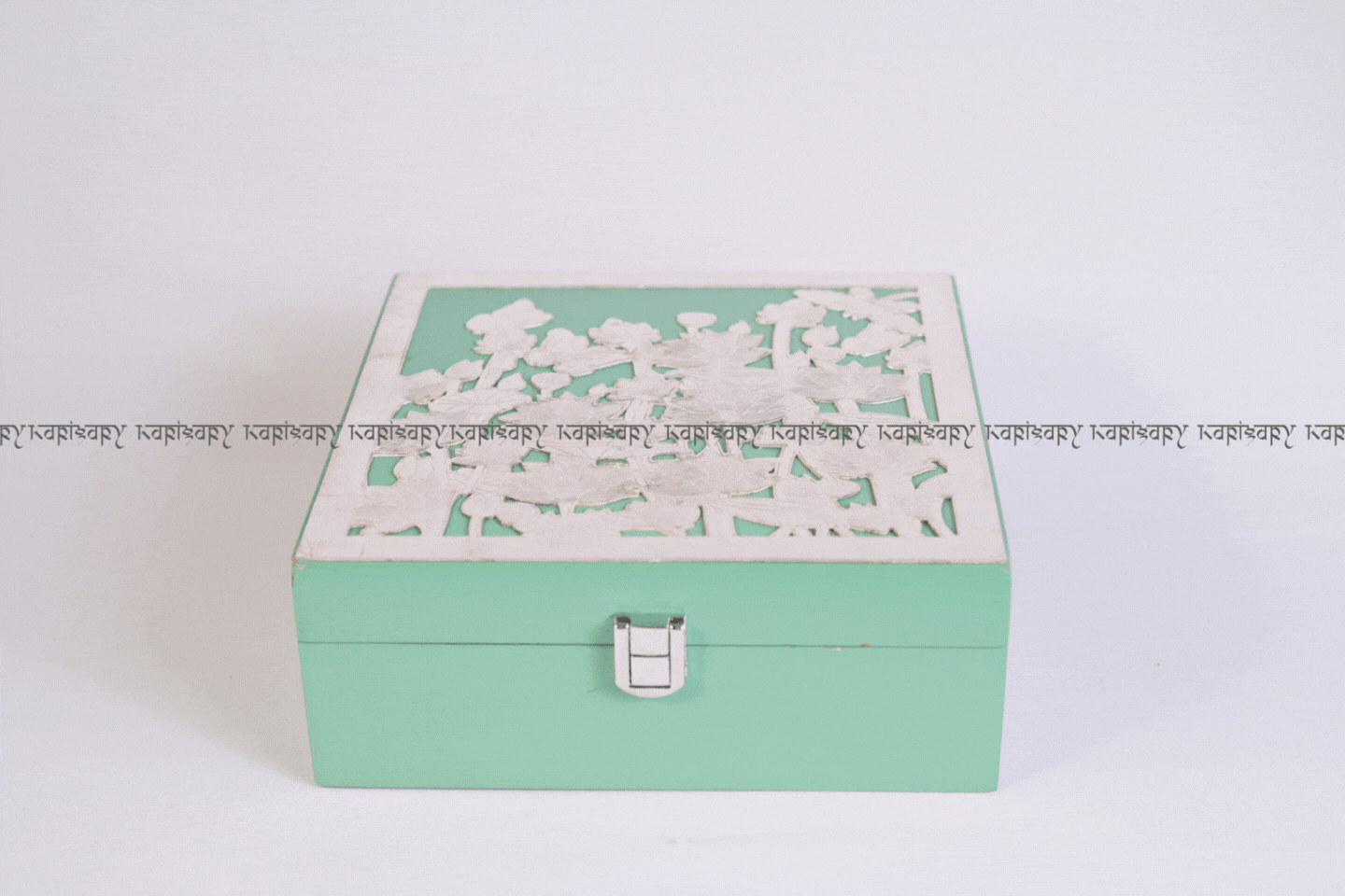 LUXURY WOODEN GIFTING BOX FOR SWEETS, CHOCOLATES & JEWELRY